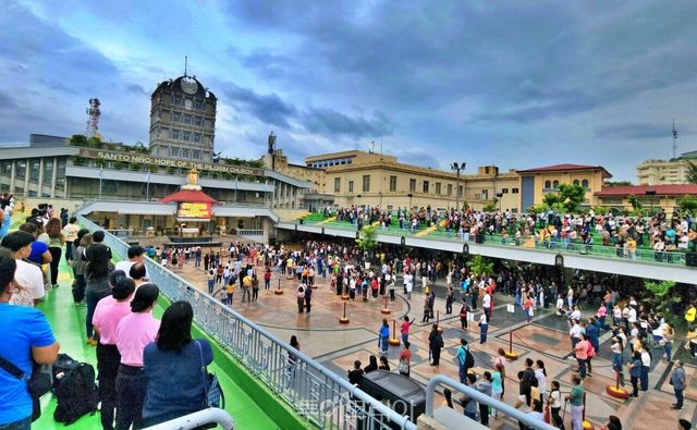 산토니뇨 성당과 마젤란 십자가/사진-투어코리아