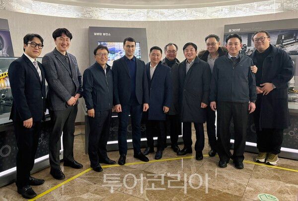 한난은 지난 11일 우즈벡 타슈켄트州 부지사 및 농림부 차관과 잇따라 면담을 진행했다. /사진-한난