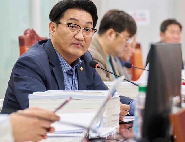 &nbsp;‘경기도 정조대왕 능행차 지원에 관한 조례안’을 대표 발의한 김도훈 경기도의원&nbsp;