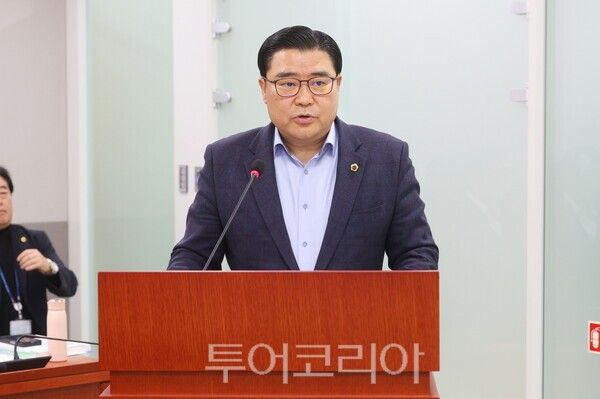 의회 발언하는 이한국&nbsp; 경기도의원