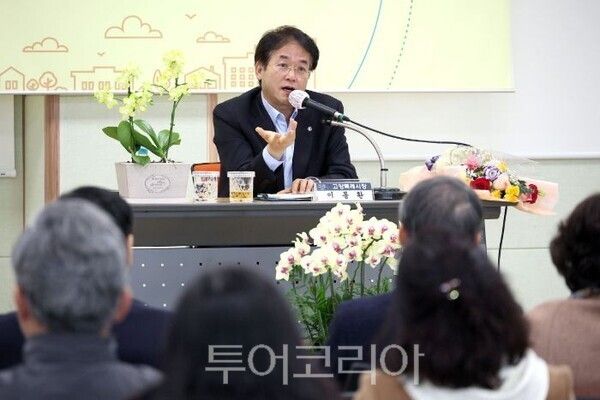 창릉동 주민들과 소통하는 이동환 고양시장/투어코리아뉴스 김경남 기자