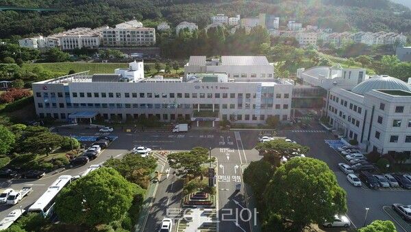 거제시청 전경
