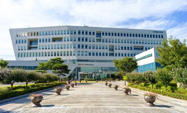 ▲충청남도교육청 청사 전경. /사진-충남교육청