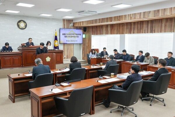 울릉군의회 제284회 임시회 모습(사진제공=울릉군의회)