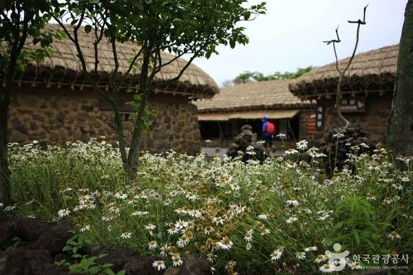 제주민속촌 출처-포토코리아&nbsp;한국관광공사 김지호