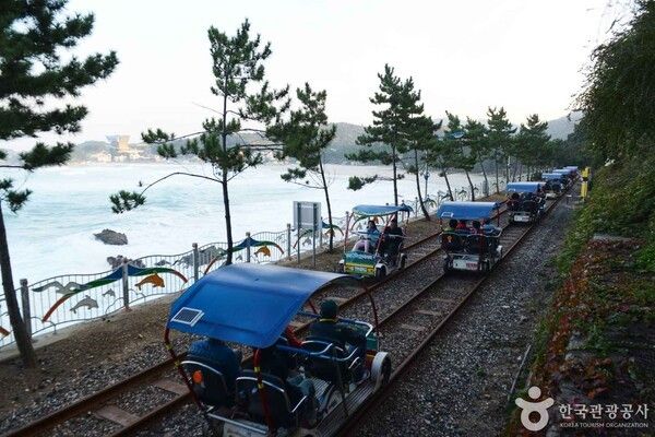 삼척 해양레일바이크 출처-포토코리아&nbsp;IR 스튜디오