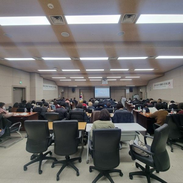 2025년 마포구 사업체 조사원 교육 모습(사진제공=마포구청)