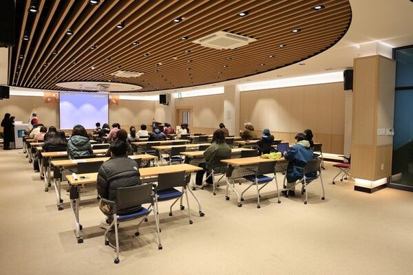 예비창업자 대상 울루랄라 요리사 진행 모습(사진제공=울릉군청)