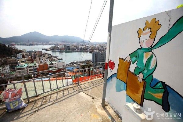 통영 동피랑 마을 출처-포토코리아&nbsp;한국관광공사 이범수