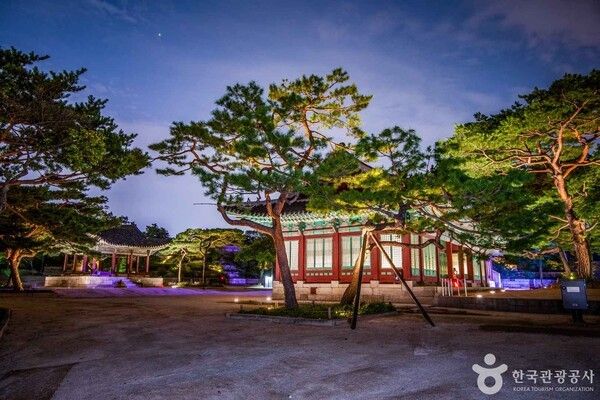 창경궁 출처-포토코리아&nbsp;라이브스튜디오