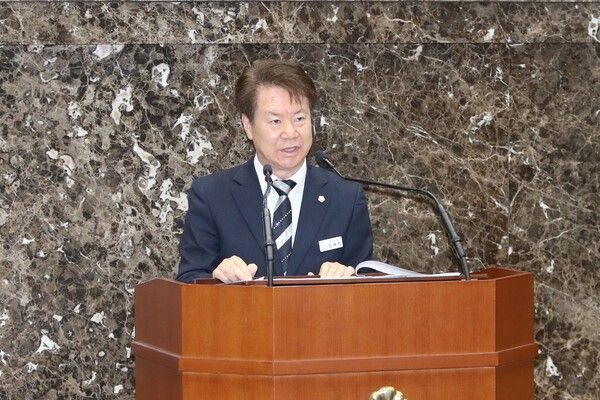 이천시의회 김재헌 부의장(사진제공=이천시의회)