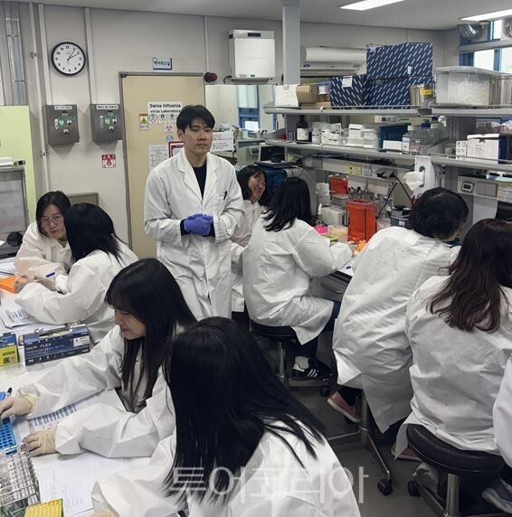 보건소 검사요원 교육 모습