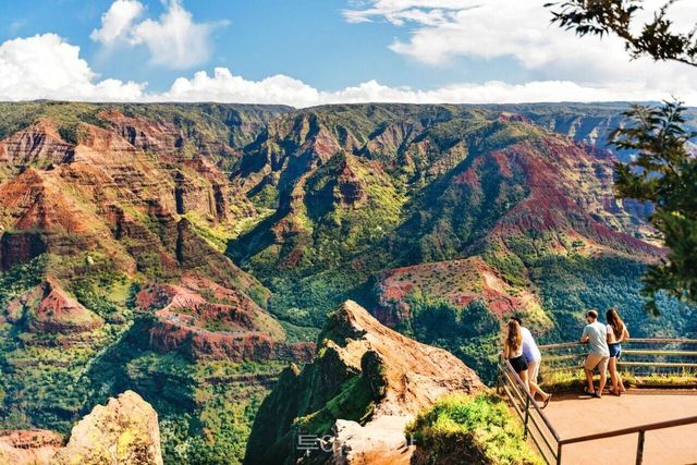 와이메아 캐니언(Waimea Canyon Lookout)/사진-하와이관광청