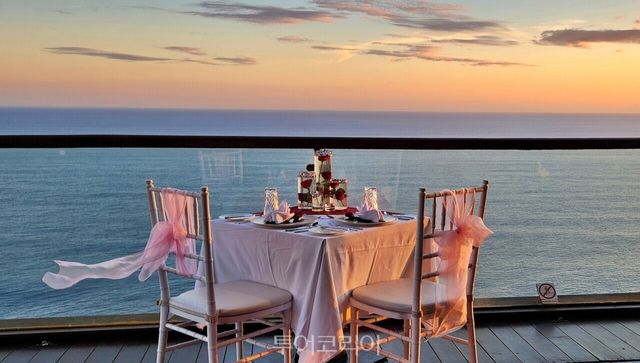 더 엣지 럭셔리 리조트 풀장