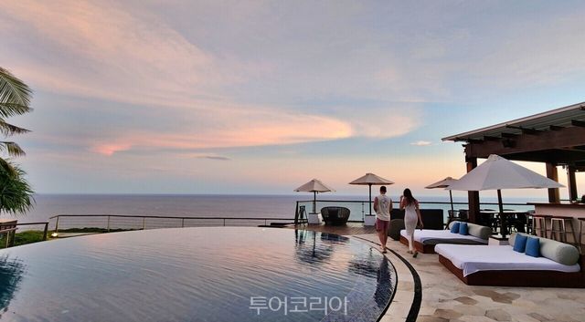 더 엣지 럭셔리 리조트 풀장