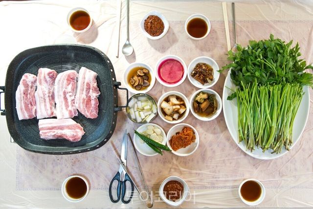 청도 한재미나리삼겹살