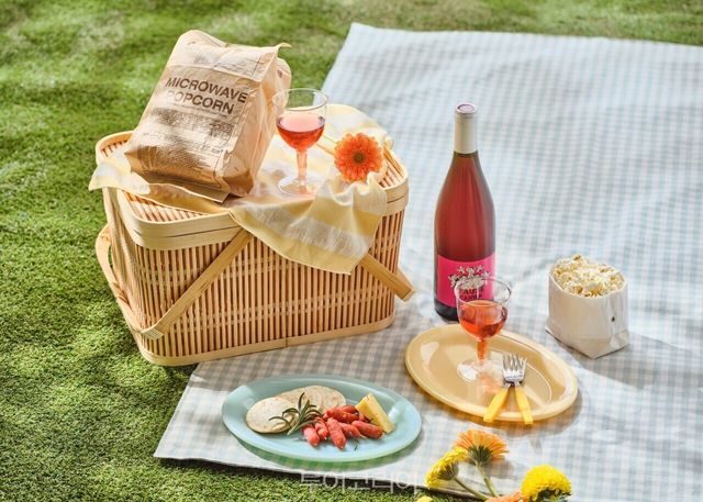 포레스트 파크에서 봄피크닉 즐길 수 있는 ‘봄크닉 바스켓’/ 사진-워커힐