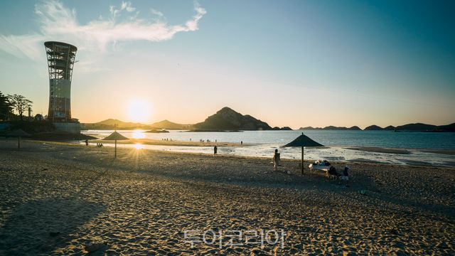 군산 선유도 해수욕장 일몰 군산 철길마을