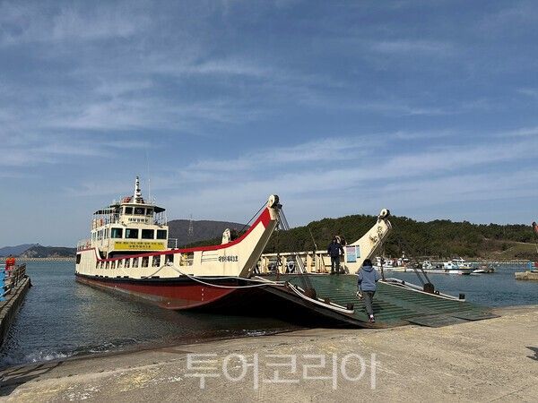 태평양해운㈜ 대형카훼리3호. /사진-여수시