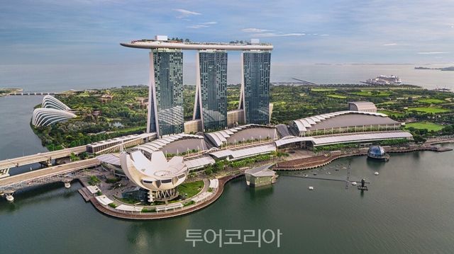 싱가포르 마리나 베이 샌즈 전경/사진-현대백화점