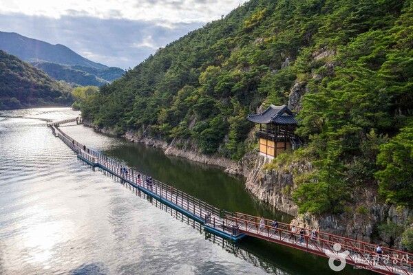 금오산둘레길 출처-포토코리아&nbsp;한국관광공사 김지호