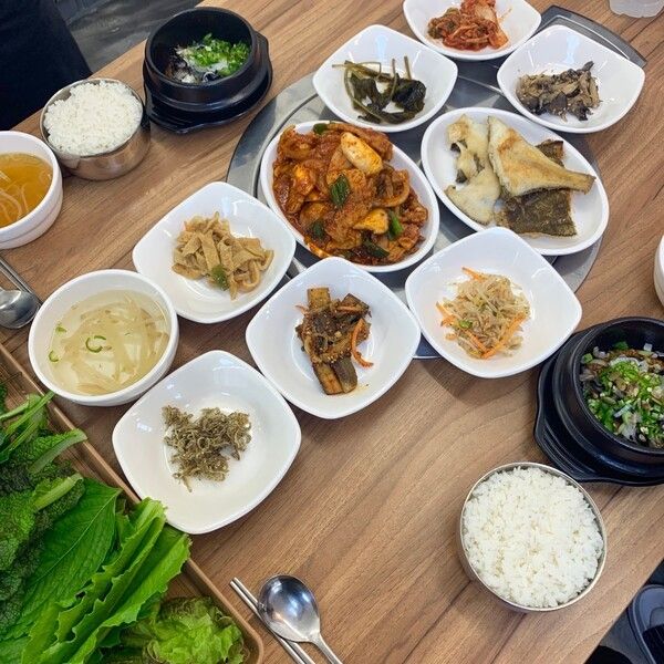 출처=개화우렁쌈밥