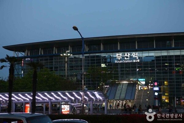 부산역 (출처=ⓒ한국관광공사 포토코리아-이범수)