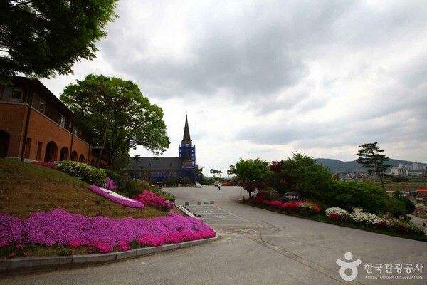 감곡매괴성모순례지성당 (출처 =&nbsp;ⓒ한국관광공사 포토코리아-이범수)