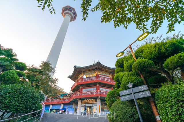 용두산공원/사진-부산관광공사