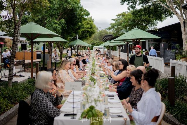 누사&nbsp;잇앤드링크&nbsp;페스티벌&nbsp;롱&nbsp;런치/사진-호주 퀸즐랜드주 관광청