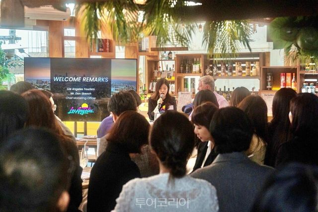 로스앤젤레스관광청이&nbsp;지난달&nbsp;25일&nbsp;서울&nbsp;이태원&nbsp;카사&nbsp;코로나에서&nbsp; ‘LA&nbsp;매직아워’를 개최하고 '우리가 사랑하는 LA"캠페인을 공개했다.&nbsp;/사진-LA관광청