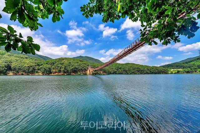 마장호수 출렁다리/사진-파주시