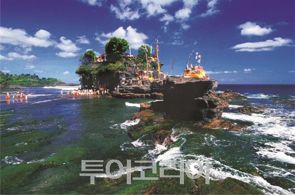 롬복 관광지 따나롯 사원/ 사진-인도네시아관광청 제공