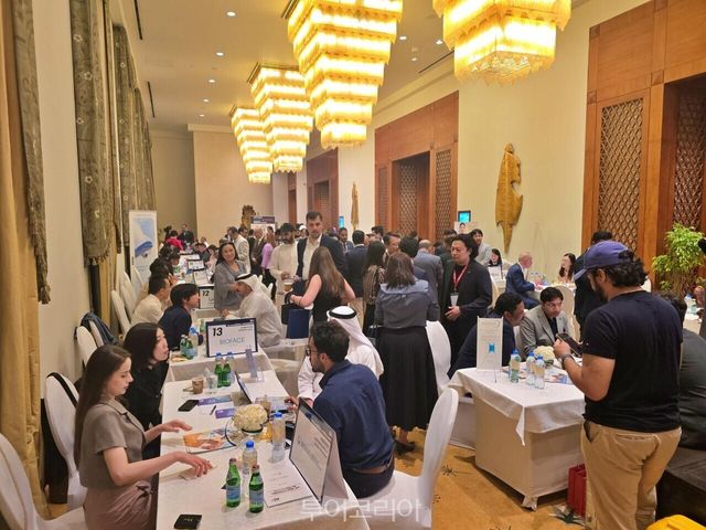 쿠웨이트 한국의료관광대전 개막 축하공연 모습 쿠웨이트 한국 헬스&뷰티 페스타 B2B 상담 모습 쿠웨이트 한국의료관광대전 개막식이 열렸다. 쿠웨이트 한국 헬스&뷰티 페스타 전경 사진-한국관광공사