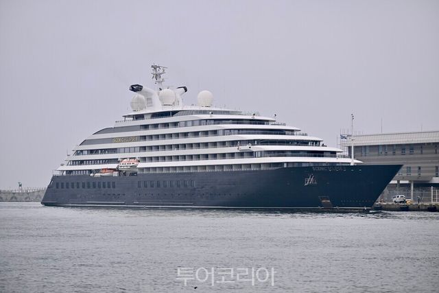 29일 속초항에 입항하는 시닉 이클립스 Ⅱ호 /사진=속초시