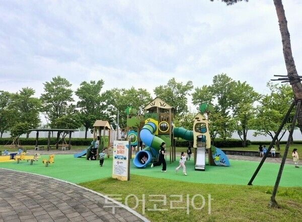 인천아시아드주경기장 ‘어린이 숲 놀이터 ’ 전경