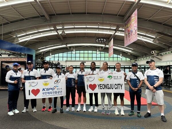 영주시 초청으로 사이클 훈련에 참가한 아시아 5개국 선수단 및 지도자들 모습./사진-영주시