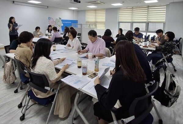 구리남양주 늘봄전담실장 역량강화 학습동아리 활동 모습(사진제공=구리남양주교육지원청)