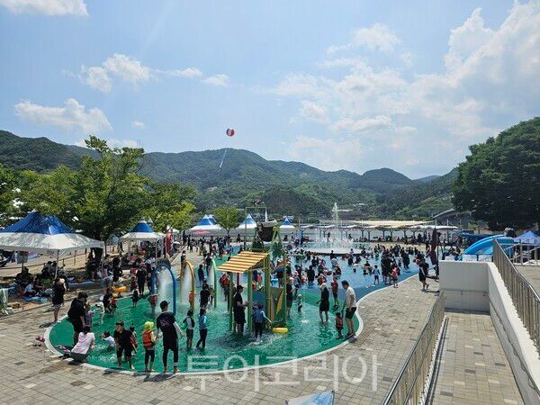 송림공원 물놀이장. /사진-하동군