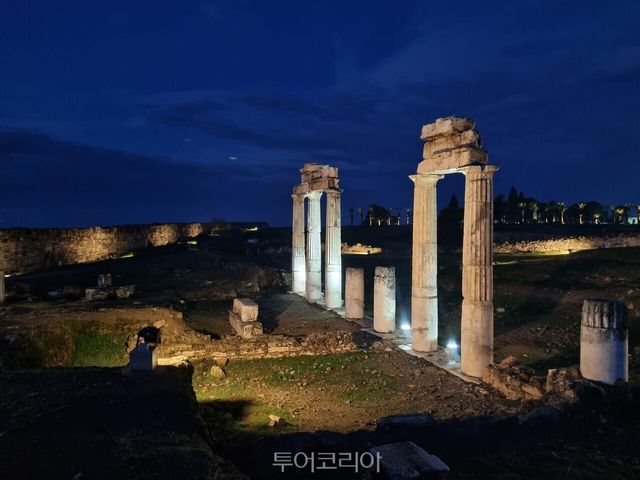 히에라폴리스 야간 관람/사진-튀르키예 문화관광부