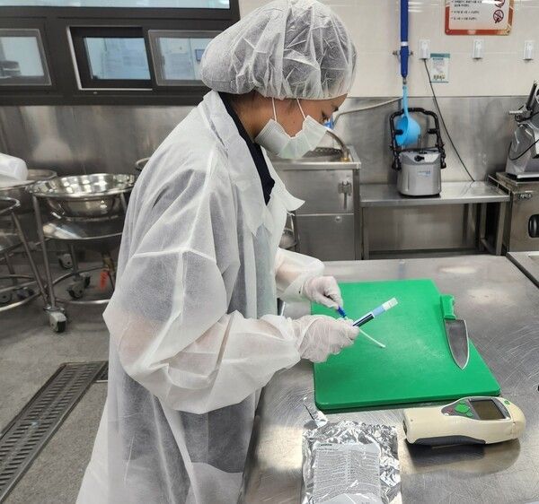 이천시 식중독 발생 현장대응 모의훈련 모습(사진제공=이천시청)