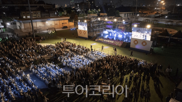 인천시와 인천관광공사가‘1883 상상플랫폼 야시장(1회차)’을 지난 21일부터 22일까지 인천 상상플랫폼 개항광장에서 개최했다.