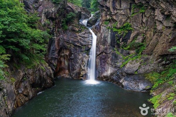 삼부연폭포 (ⓒ한국관광공사 포토코리아-홍정표)