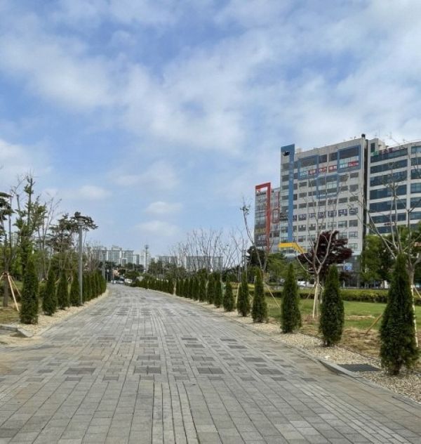 운정 호수공원 도입부 경관 정비 된 모습/투어코리아뉴스 정명달 기자