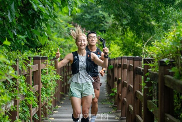 DMZ PEACE TRAIL 200K 첫번째 주자 '심으뜸' DMZ PEACE TRAIL 200K 첫번째 주자 '심으뜸' 출발 모습/사진-한국관광공사