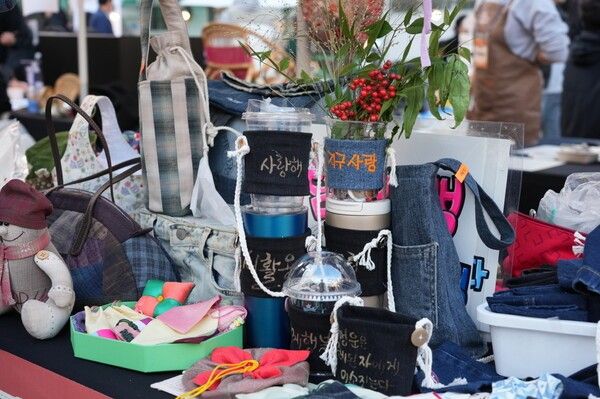 지난해 공예문화축제에 선보인 공예품들 모습(사진제공=강북구청)