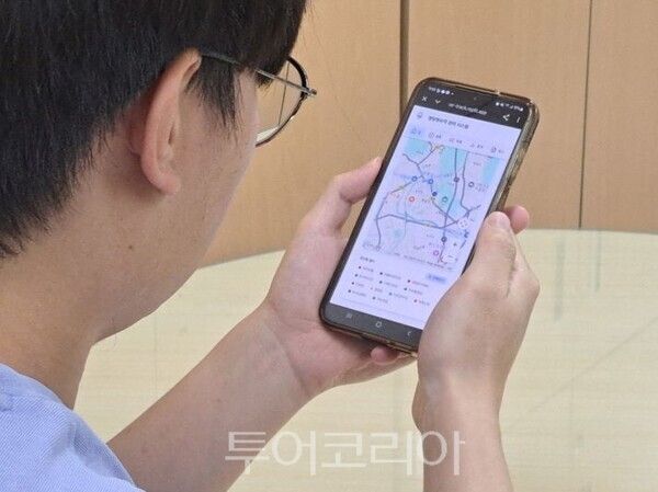 스마트폰으로 관리하는 정당현수막/투어코리아뉴스 정명달 기자