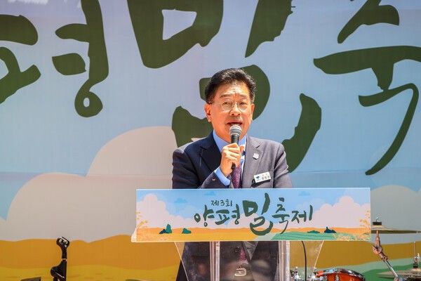 전진선 양평군수 제3회 양평밀축제 인사말 모습(사진제공=양평군청)