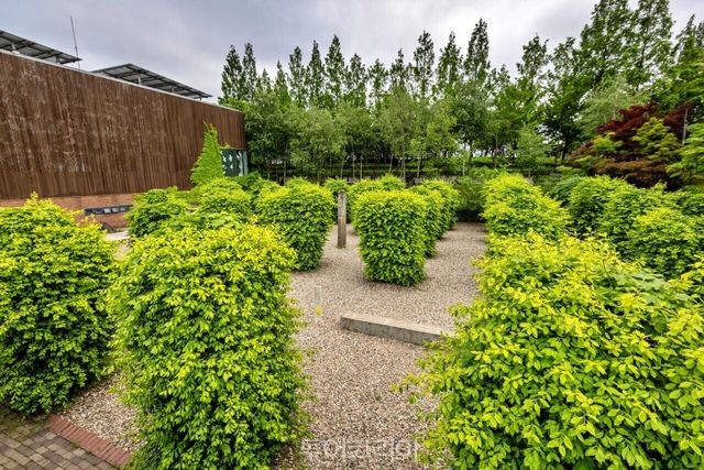 "(사진11) 선유도 원형극장" "(사진10) 선유교" "(사진14) 수질정화원" "(사진13) 선유도 정원" "(사진12) 선유도 녹색기둥" /사진-서울관광재단