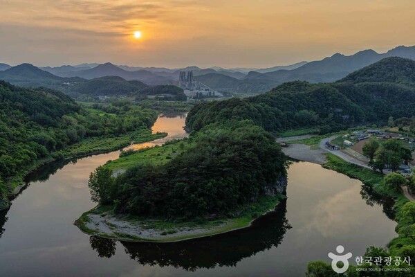 영월 한반도지형 (ⓒ한국관광공사 포토코리아-홍정표)
